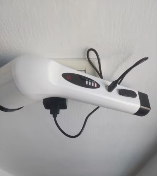9種類のブラシで多用途に使える！コードレス電動掃除ブラシ｜お風呂・ガラス・キッチンなど家中のお掃除にのお客様レビュー1